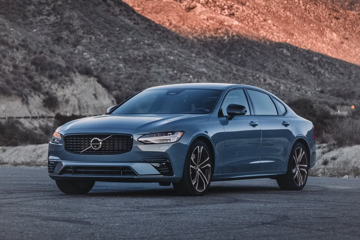 image of Volvo S90